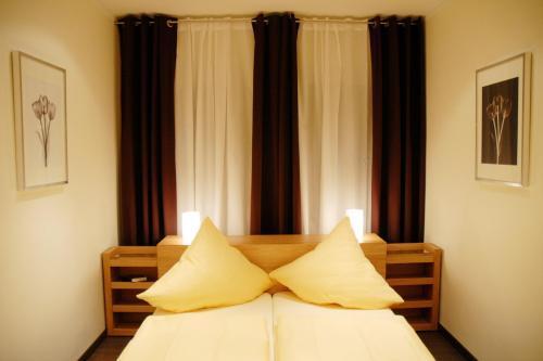 דיסבורג Hotel Akazienhof מראה חיצוני תמונה