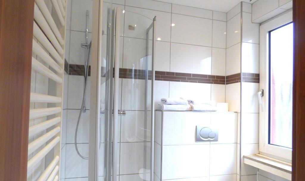 דיסבורג Hotel Akazienhof מראה חיצוני תמונה