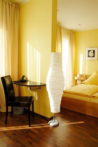 דיסבורג Hotel Akazienhof מראה חיצוני תמונה